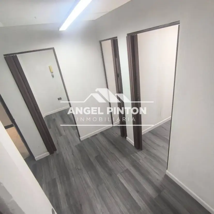 LOCAL COMERCIAL ALQUILER CENTRO CALLE 13 BARQUISIMETO VENEZUELA API 9955