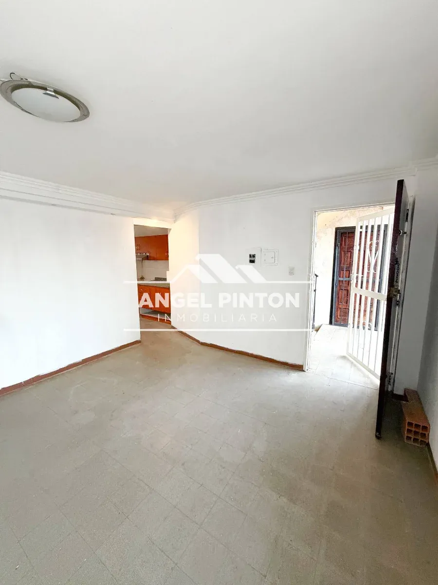APARTAMENTO VENTA ZAPARA MARACAIBO VENEZUELA API 132391 - 2