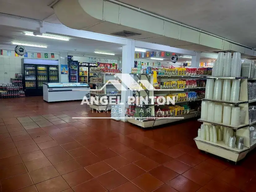 LOCAL COMERCIAL ALQUILER EL BAJO SAN FRANCISCO VENEZUELA API 9966