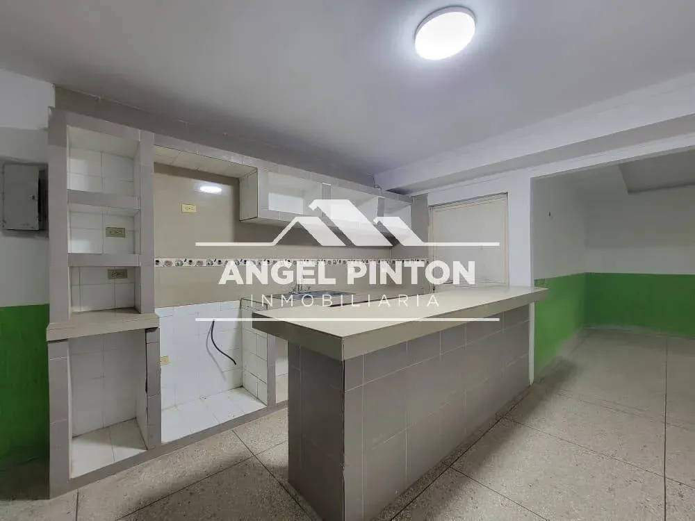 CASA VENTA CIRCUNVALACIÓN 2 CIUDADELA FARIA MARACAIBO VENEZUELA API 10063