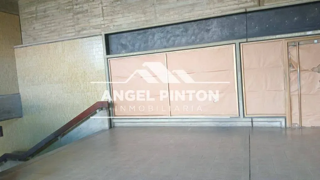 LOCAL COMERCIAL ALQUILER AV. BELLA VISTA MARACAIBO VENEZUELA API 10045