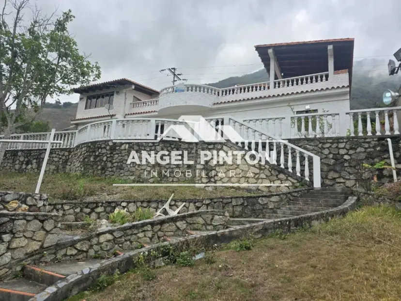 CASA VENTA LA PUERTA EDO TRUJILLO VENEZUELA API 10089