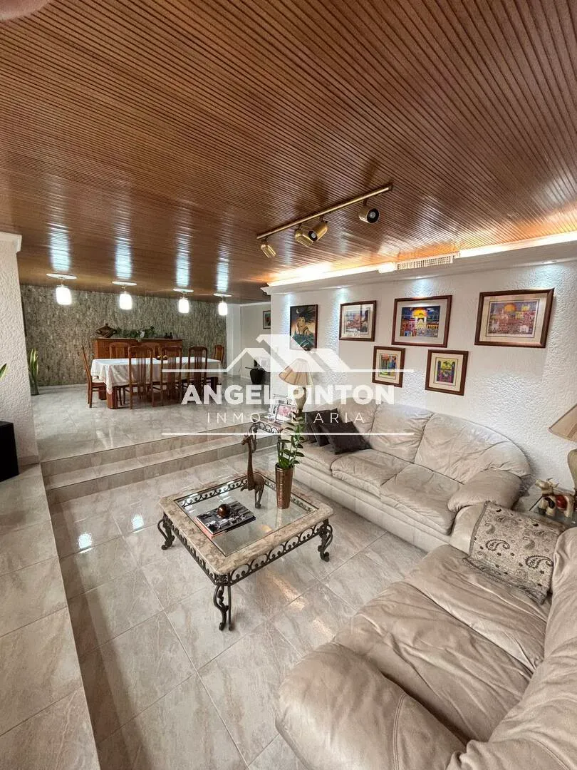 APARTAMENTO VENTA BELLAS ARTES MARACAIBO VENEZUELA API 040826