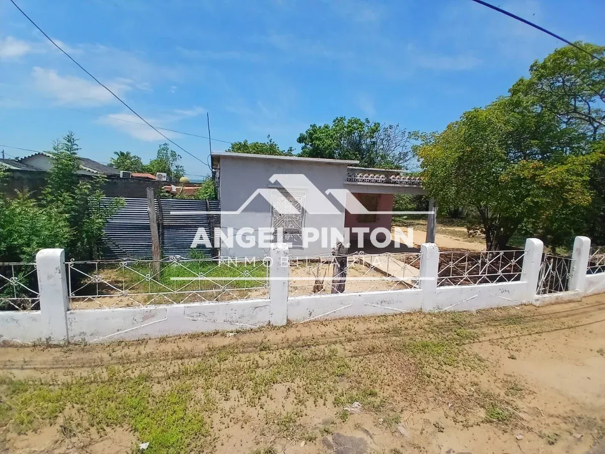 CASA VENTA PUERTO ESCONDIDO SANTA RITA VENEZUELA API 10098