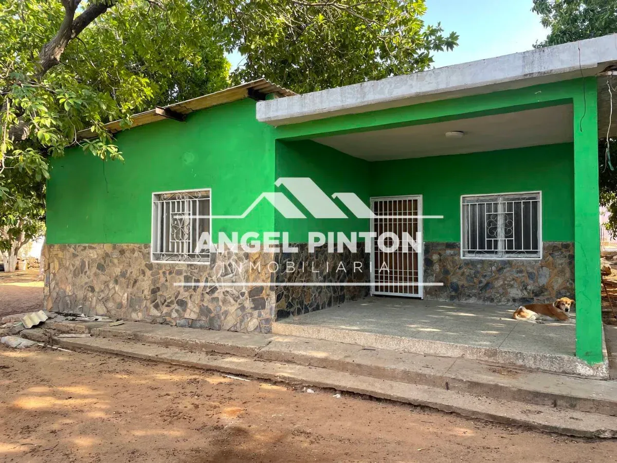 CASAS CON LOCALES VENTA SAN FRANCISCO VENEZUELA API 10164