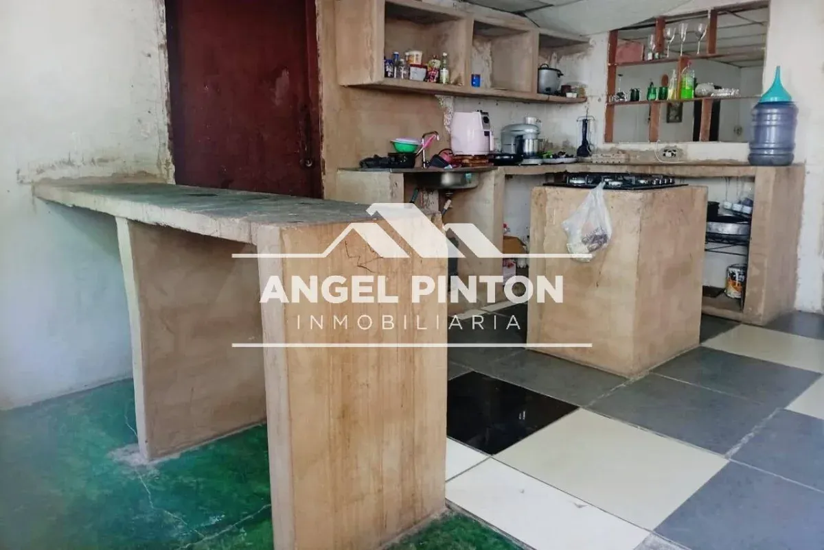 CASA EN VEREDA VENTA URB URDANETA MARACAIBO VENEZUELA API 10173