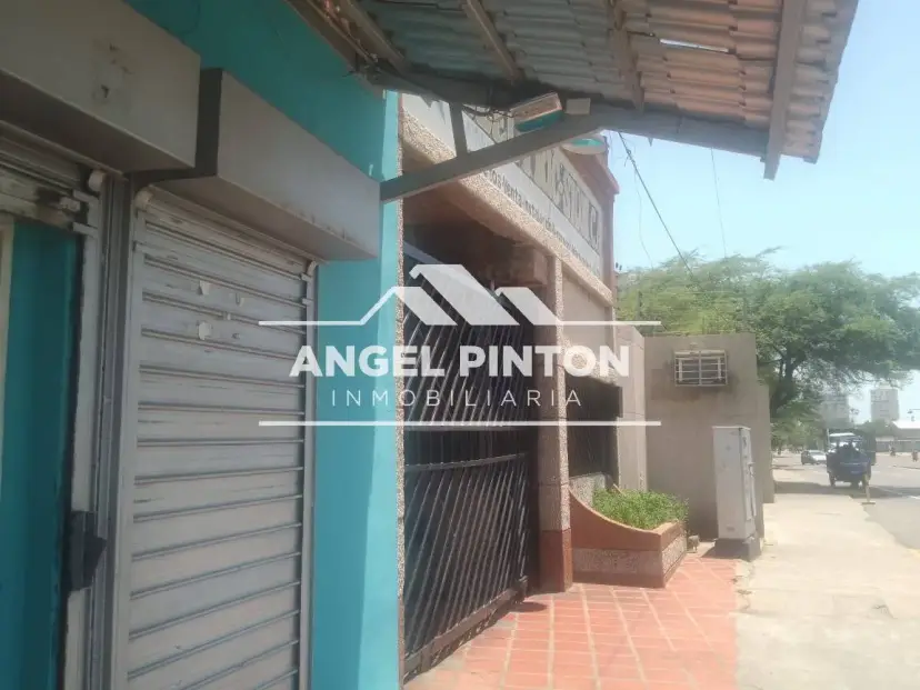 OFICINA ALQUILER AV EL MILAGRO MARACAIBO VENEZUELA API 10251