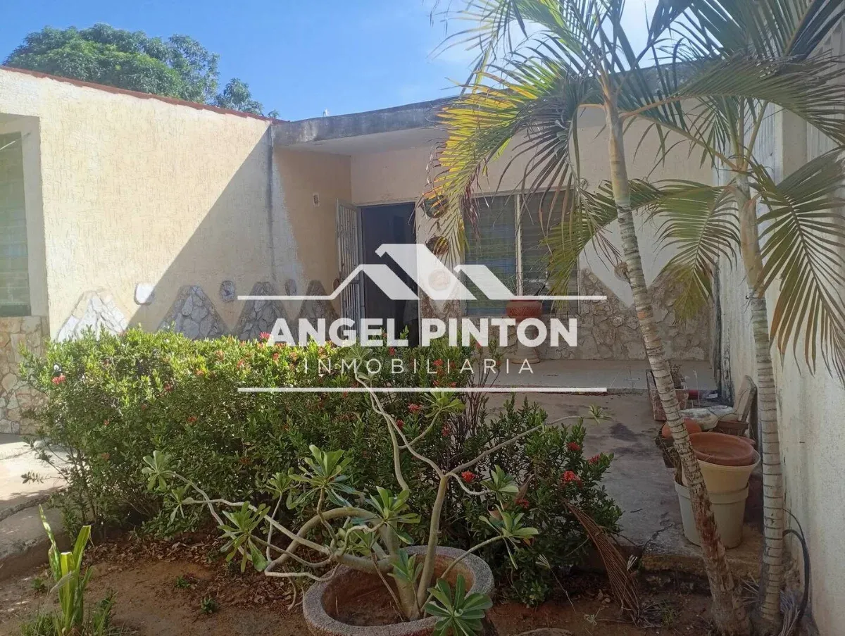 CASA VENTA ALTOS DE LA VANEGA MARACAIBO VENEZUELA API 10250