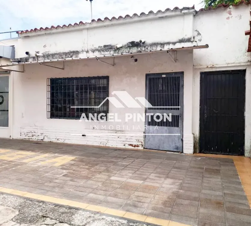 CASA COMERCIAL VENTA CENTRO ACARIGUA VENEZUELA API 10261