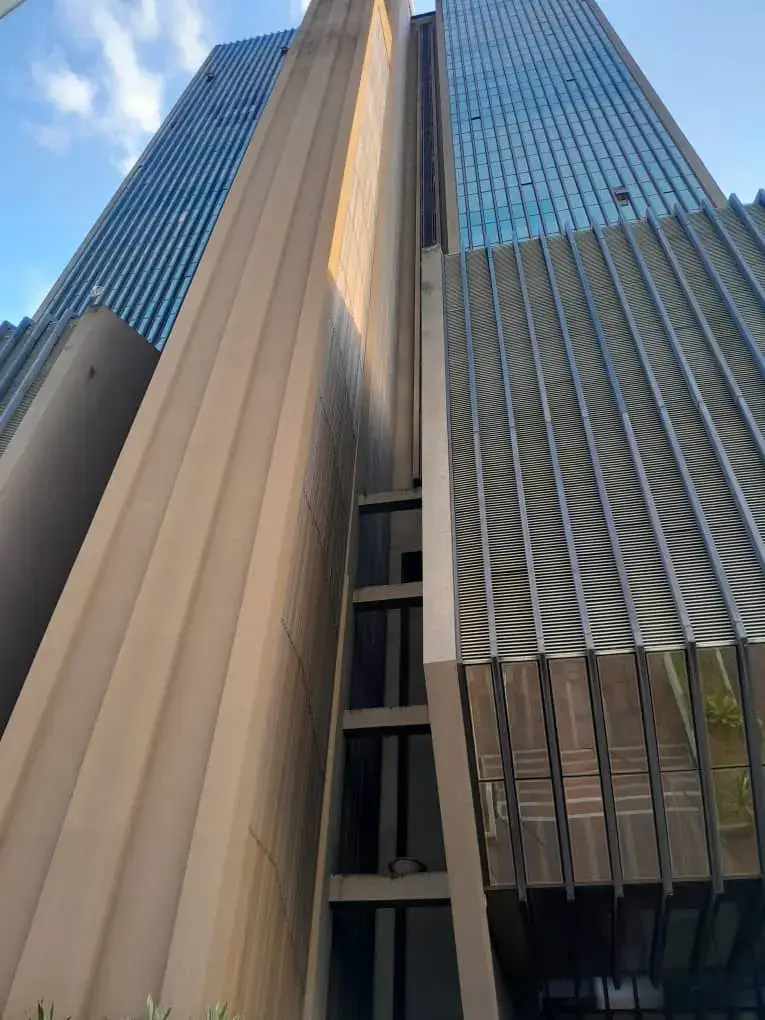  Oficina Torre Empesarial 