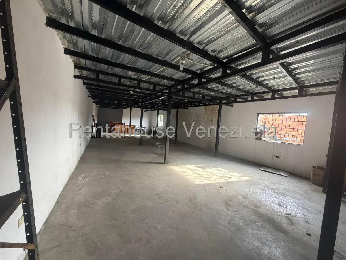 Local Comercial en Venta. Calle 42 - 7
