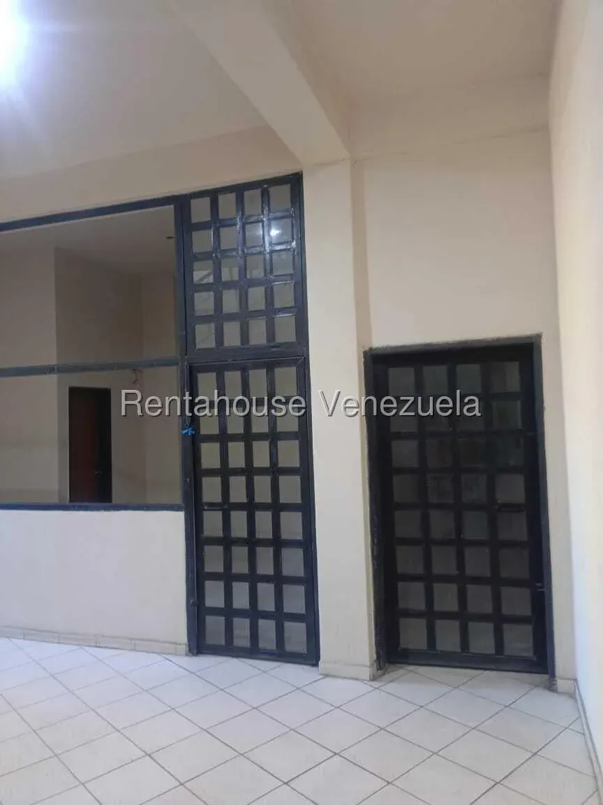 Edificio comercial en venta. Zona Centro Barquisimeto. Carrera 23 - 9