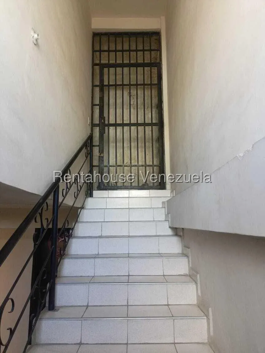 Edificio comercial en venta. Zona Centro Barquisimeto. Carrera 23 - 11
