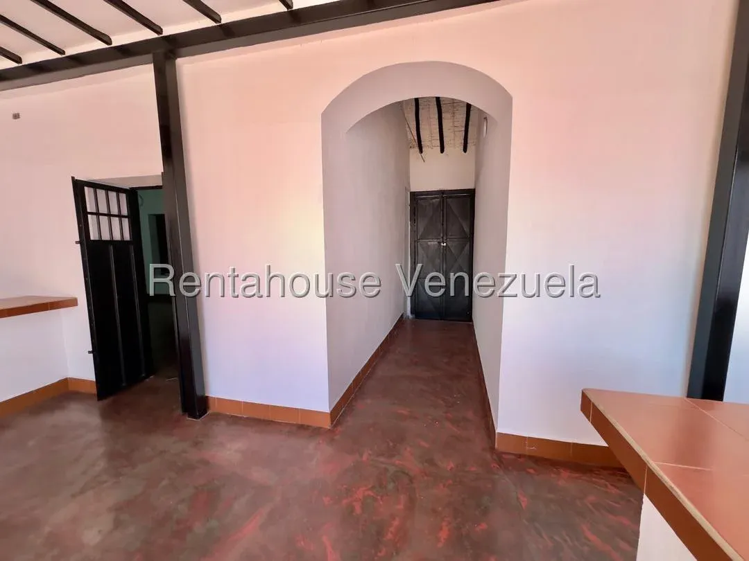 Casa Comercial en venta. Zona Centro Barquisimeto. Carrera 16 - 13