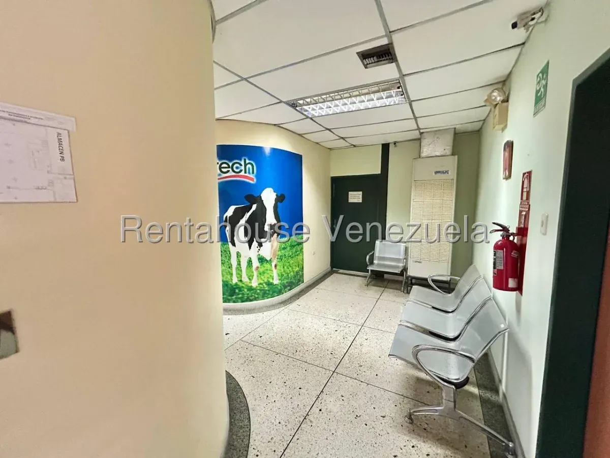 Complejo de Galpones en Venta. Zona Industrial II. Barquisimeto  - 22