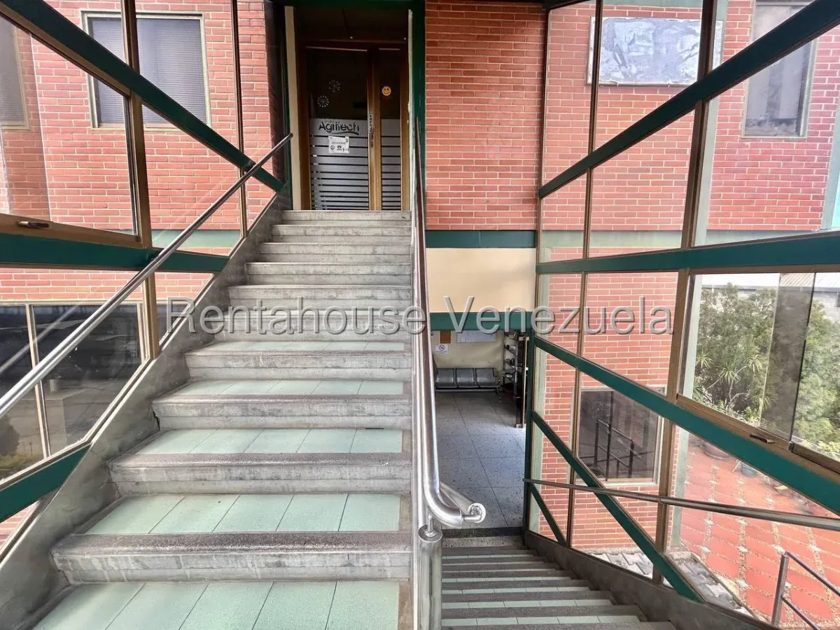Complejo de Galpones en Venta. Zona Industrial II. Barquisimeto  - 23