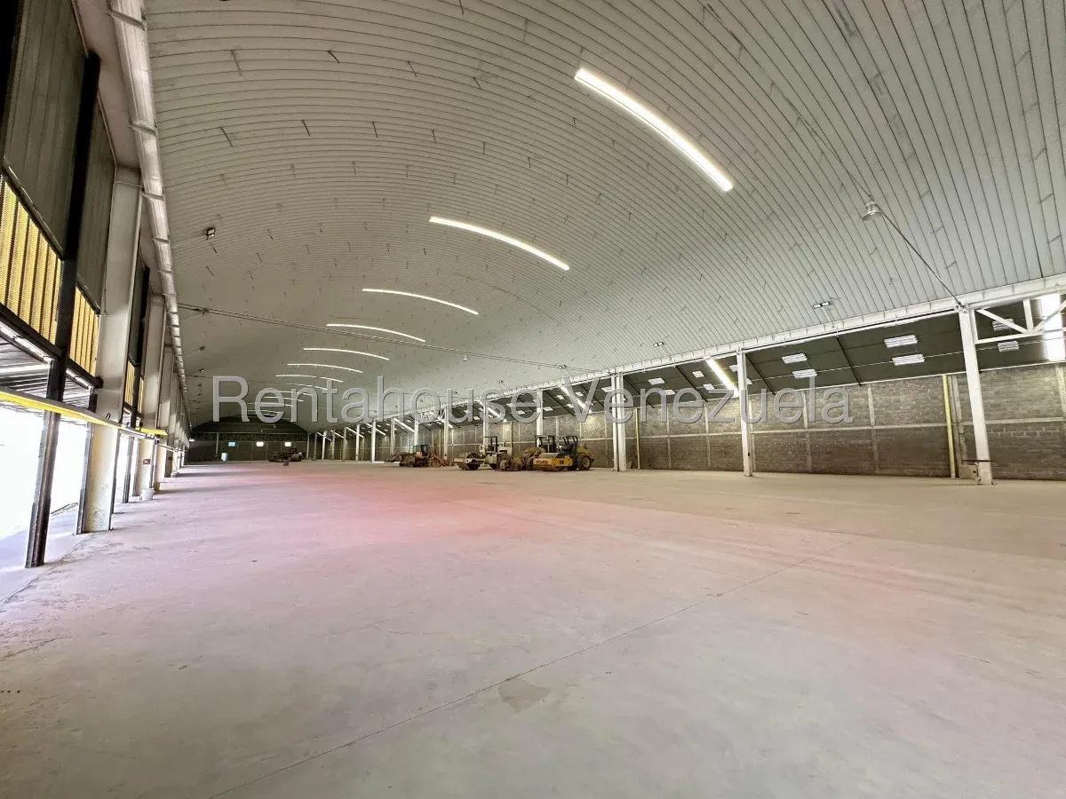 Galpón Moderno en Venta. Zona Industrial II. Barquisimeto  - 12