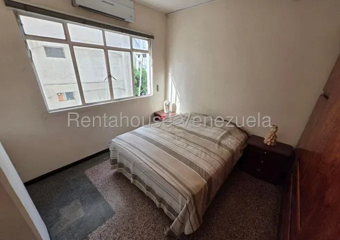 En venta ampli apartamento en frente a la Plaza Francia de Altamira - 20
