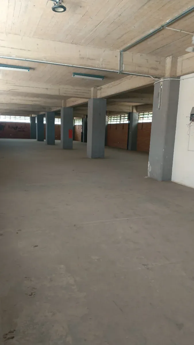 Local Alquiler Boleita Sur de 550 Metros - 6