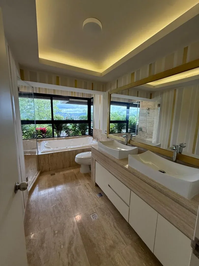 Espectacular Apartamento Completamente Nuevo  - 12