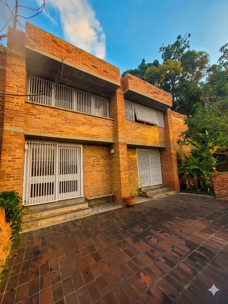 Hermosa casa en Lomas de la Trinidad Caracas - 14