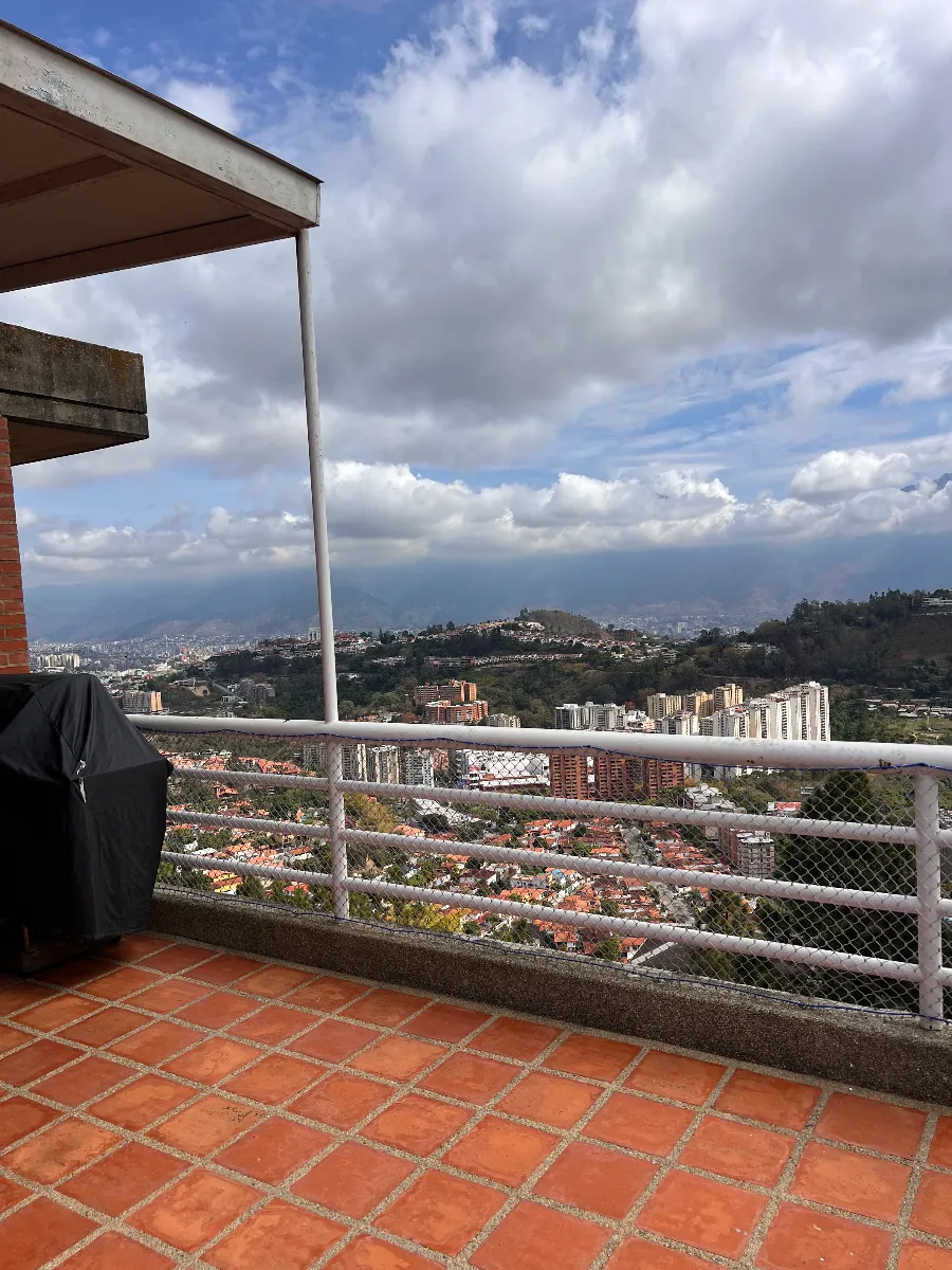 Hermoso Apartamento en el Hatillo con Fantastica Vista Panorámica - 8