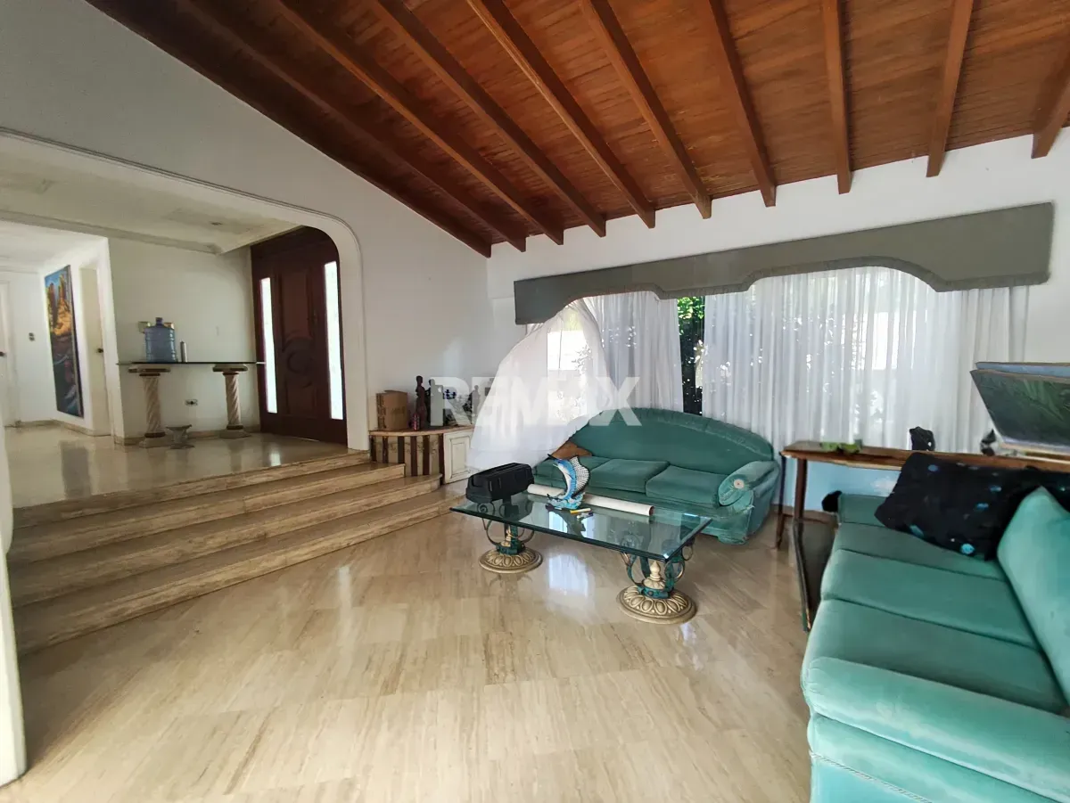 CASA QUINTA EN SANTA ELENA ESTE DE BARQUISIMETO 700 M2 - 4