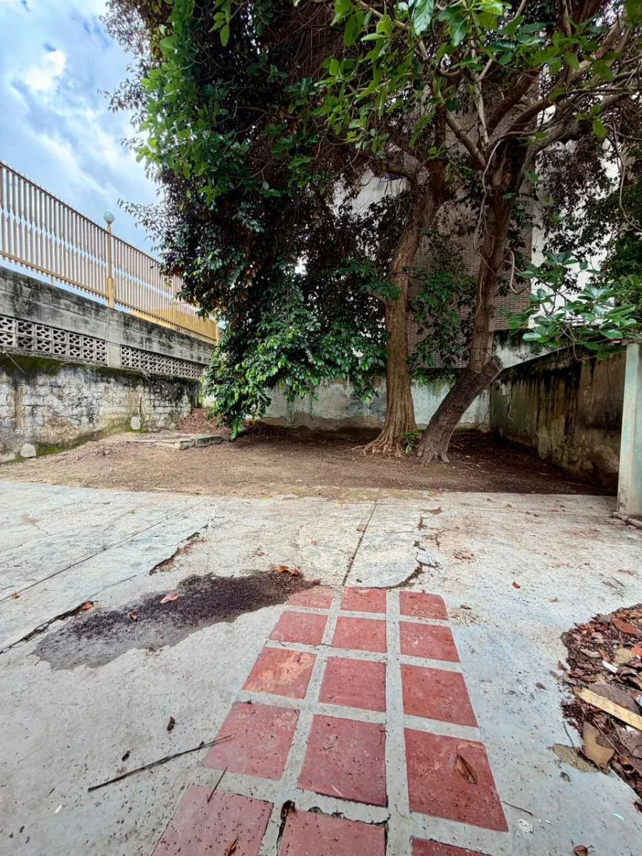 Terreno y bienhechuria en venta Naguanagua - 5