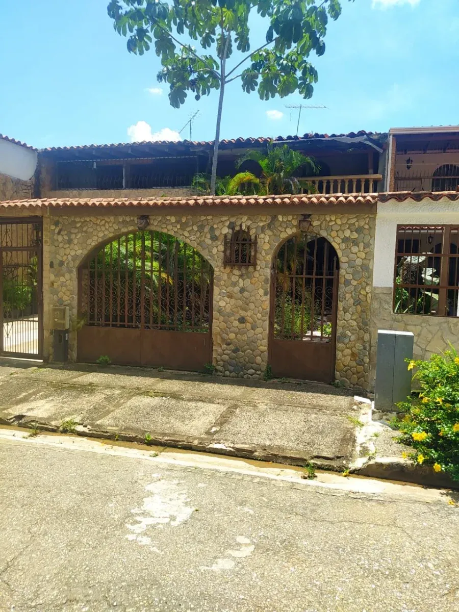 Casa en venta Urb El Bosque  - 2