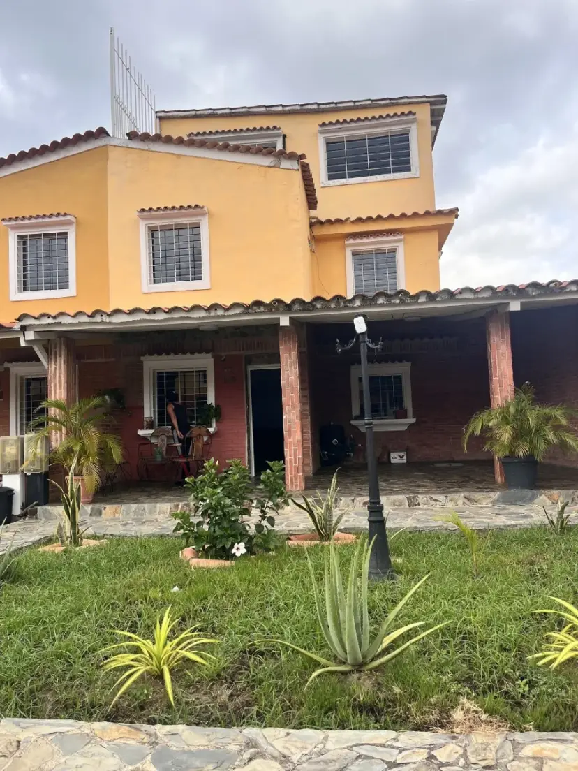 Casa en venta Urb. Los Jarales 