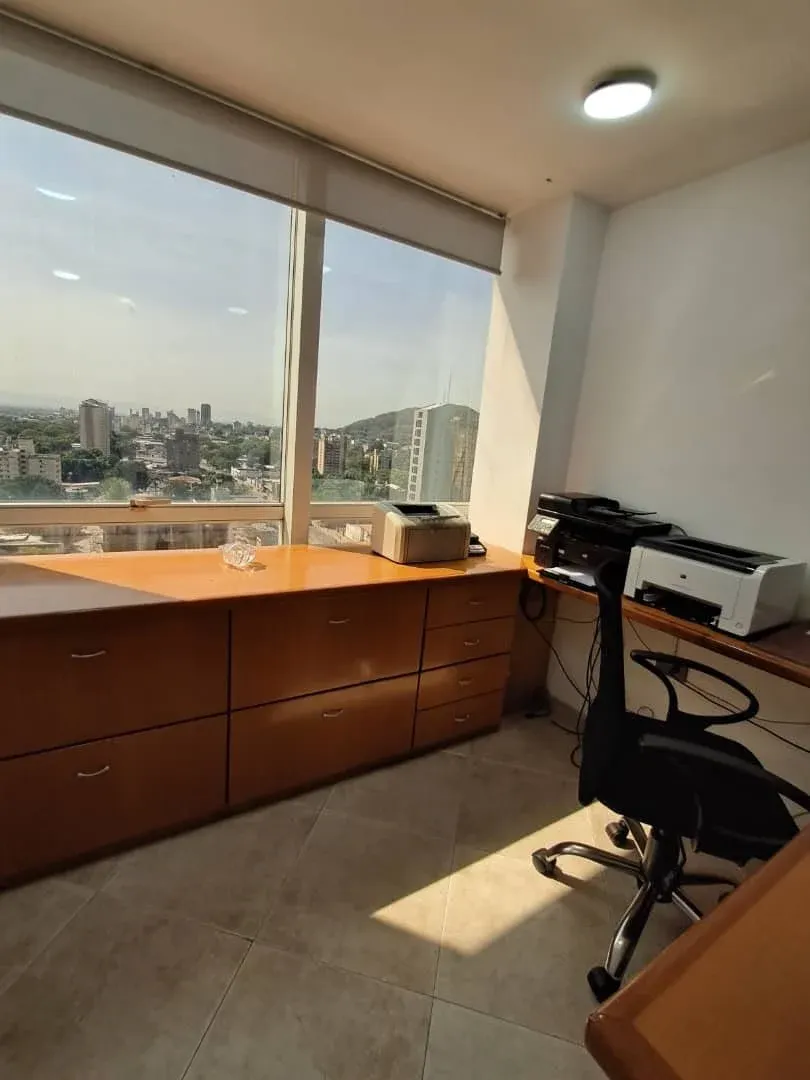 Oficina en venta Av. Bolívar Norte - 3