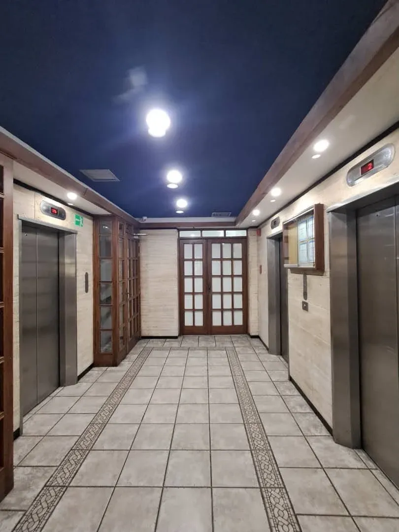Oficina en venta Av. Bolívar Norte - 5
