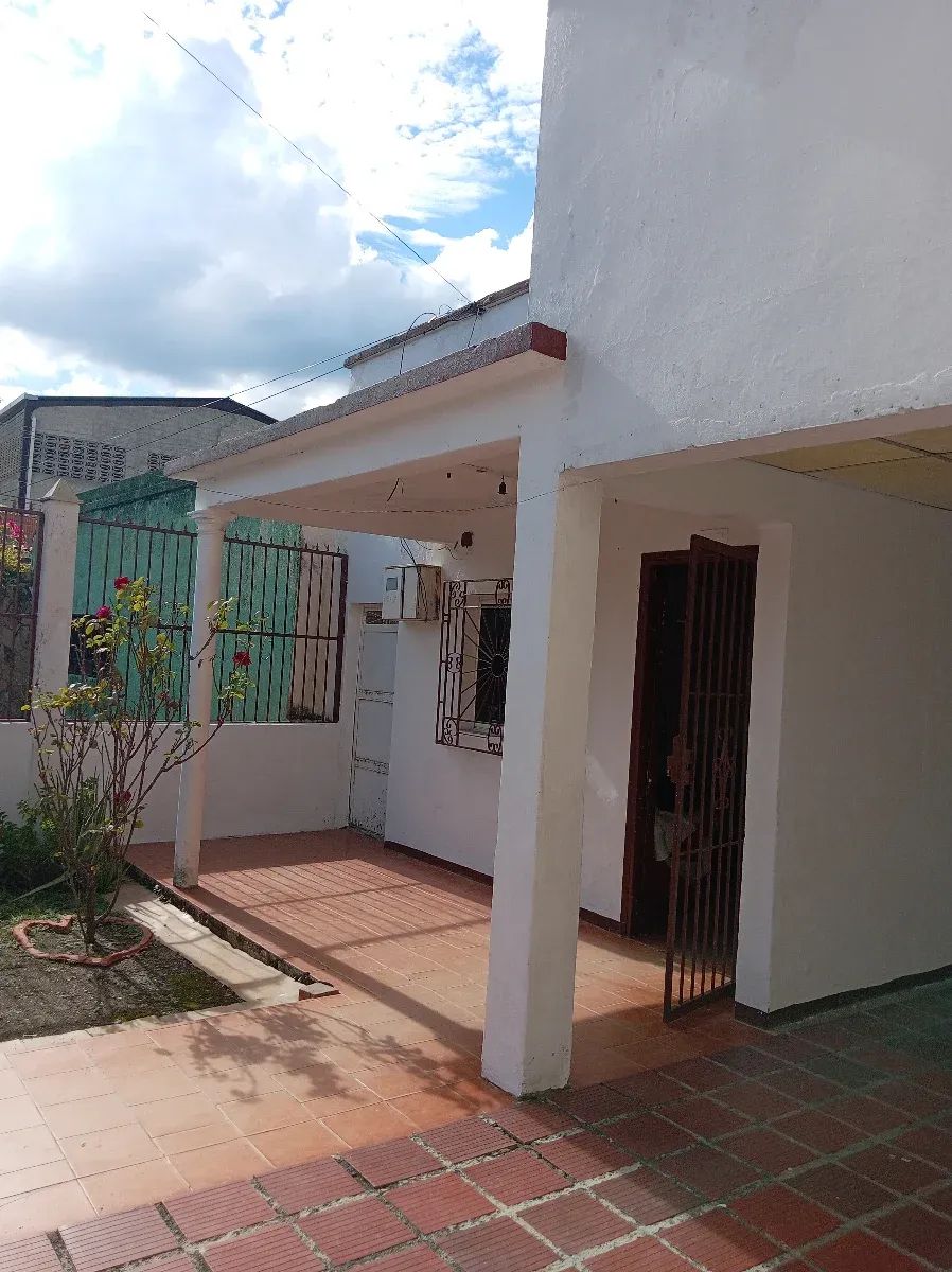 Casa en venta en el sector de Santa Rosa  - 5