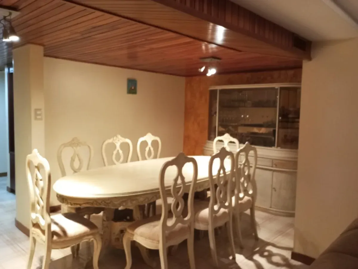 APARTAMENTO EN VENTA EN CALLE 72 CON AVENIDA 10, AMPLIO,COMODO OPORTUNIDAD MARACAIBO ZULIA VENEZUELA
