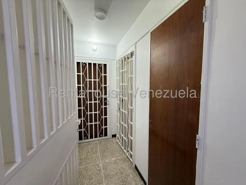 Apartamento en venta  La Florida 27-4304 - 12