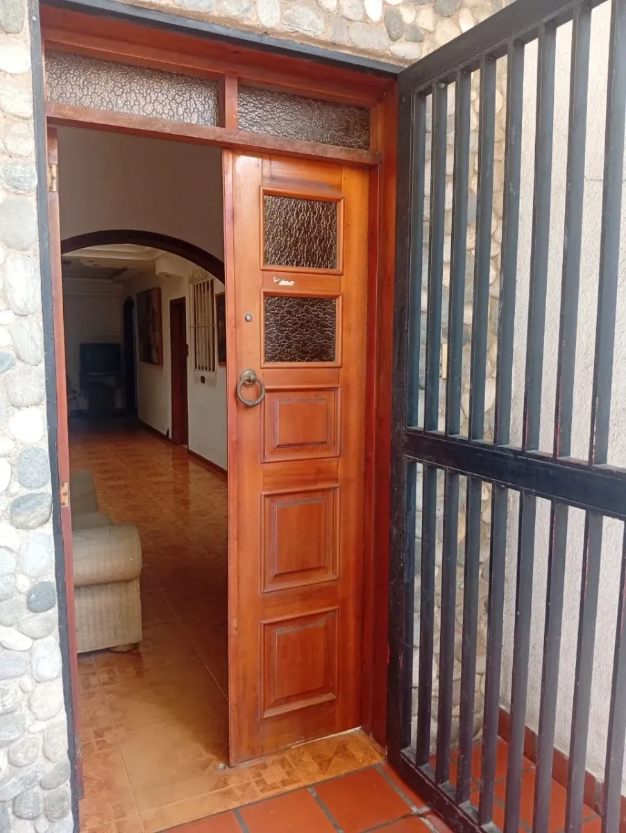 Hermosa casa - 2