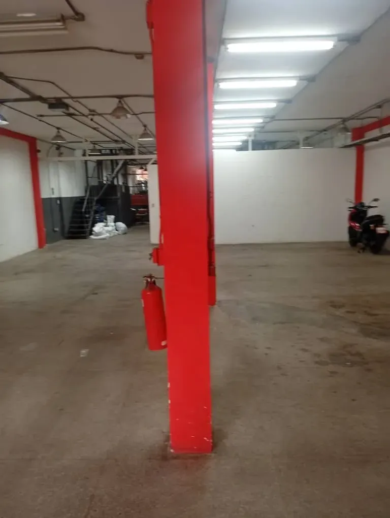 Hermoso local comercial  - 9