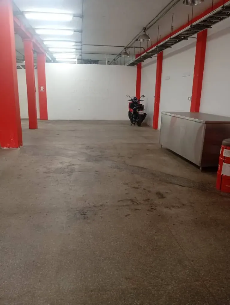 Hermoso local comercial  - 15