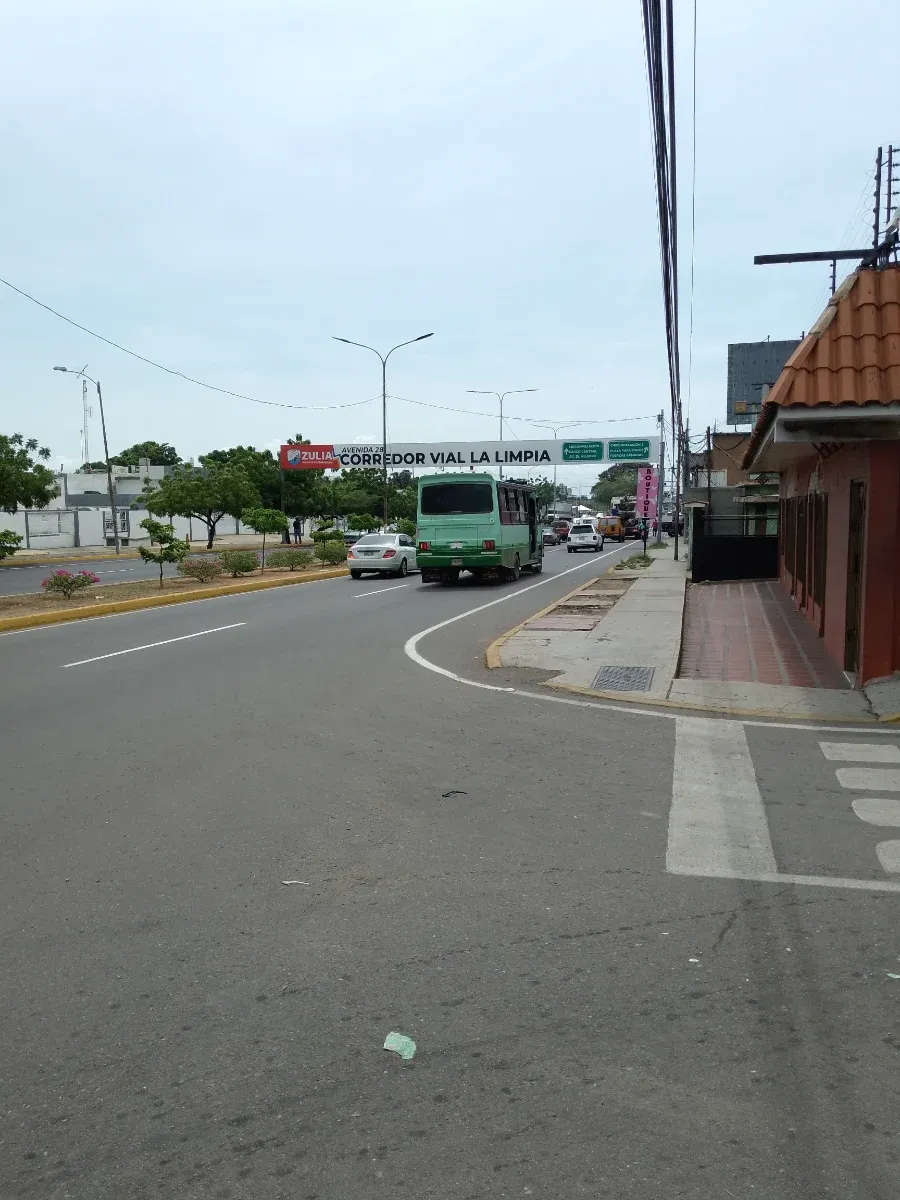 Vendo casa hermosa, amplia y segura en excelente ubicación comercial ca - 15