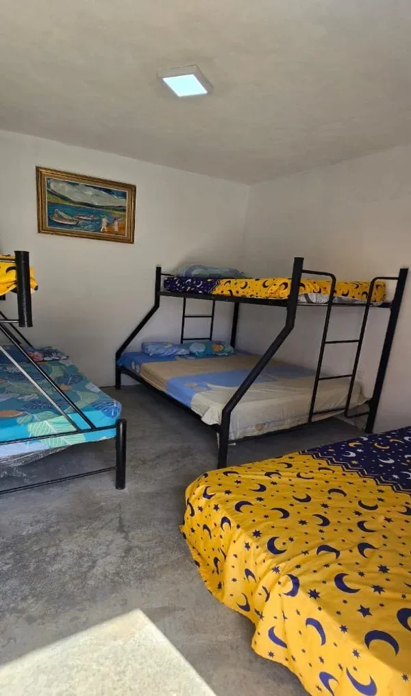 Venta de Posada en Chichirivichi, excelente oportunidad de inversión. Contáctame - 6
