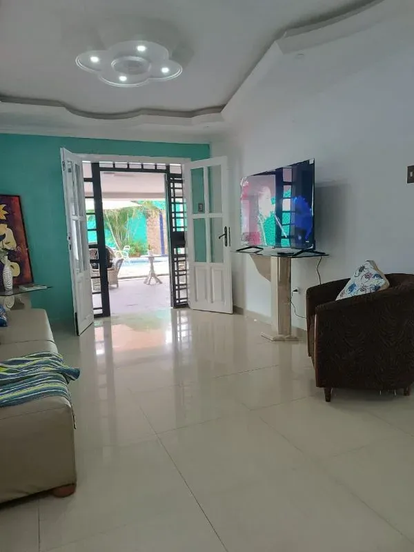 Hermosa Casa en Puerto Cabello. Oportunidad de inversión. Contáctame  - 5
