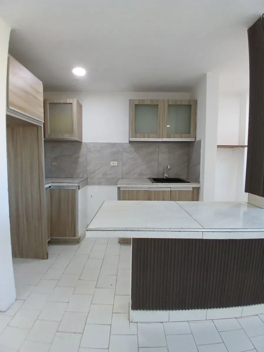 En venta hermoso Apartamento en paraparal. Contáctame  - 10
