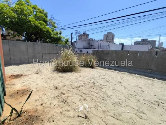 MLS 26-20356 LOCAL EN ALQUILER CON EXCELENTE UBICACION - 12