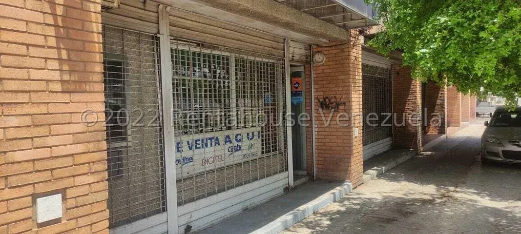 MLS -26-24527 VENTA DE LOCAL EN AV PADILLA  - 3