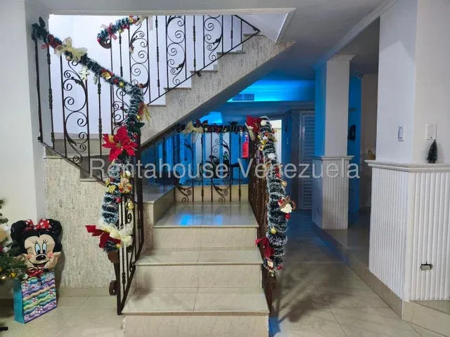 TOWNHOUSE EN VENTA EN VILLA LAS MANSIOME  - 3