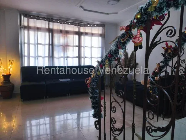 TOWNHOUSE EN VENTA EN VILLA LAS MANSIOME  - 4