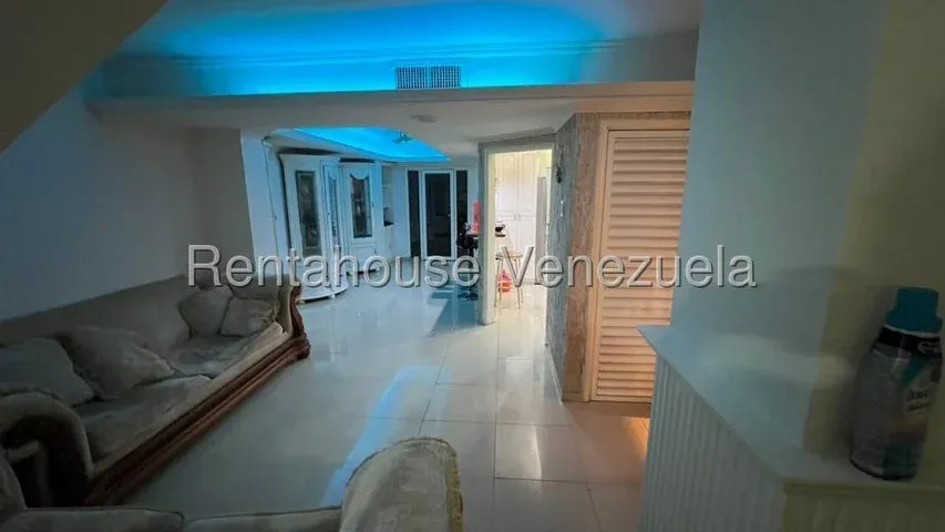 TOWNHOUSE EN VENTA EN VILLA LAS MANSIOME  - 8