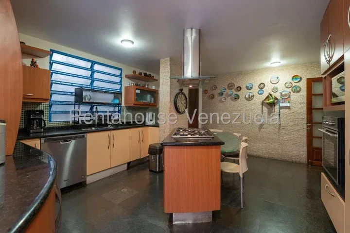 Hermosa Casa Venta San Luis MLS 27-158 - 4