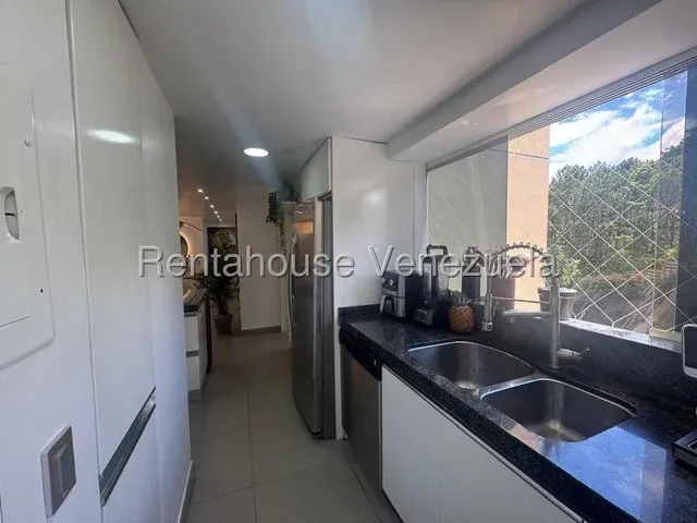 Apartamento venta Lomas de Prado del Este MLS 27-1000