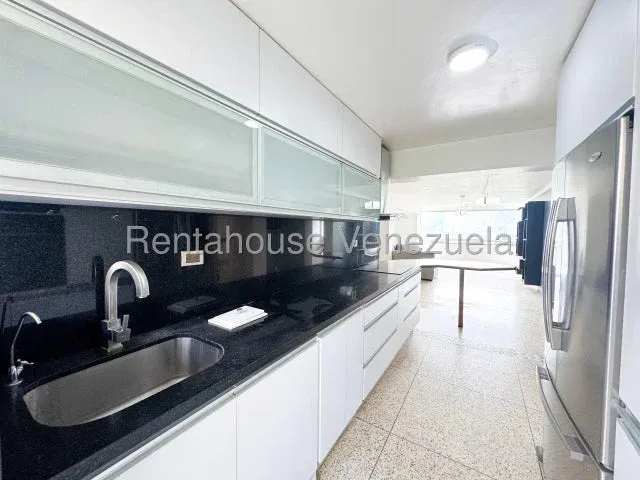 Remodelado Apartamento venta  Colinas de Bello Monte  - 8
